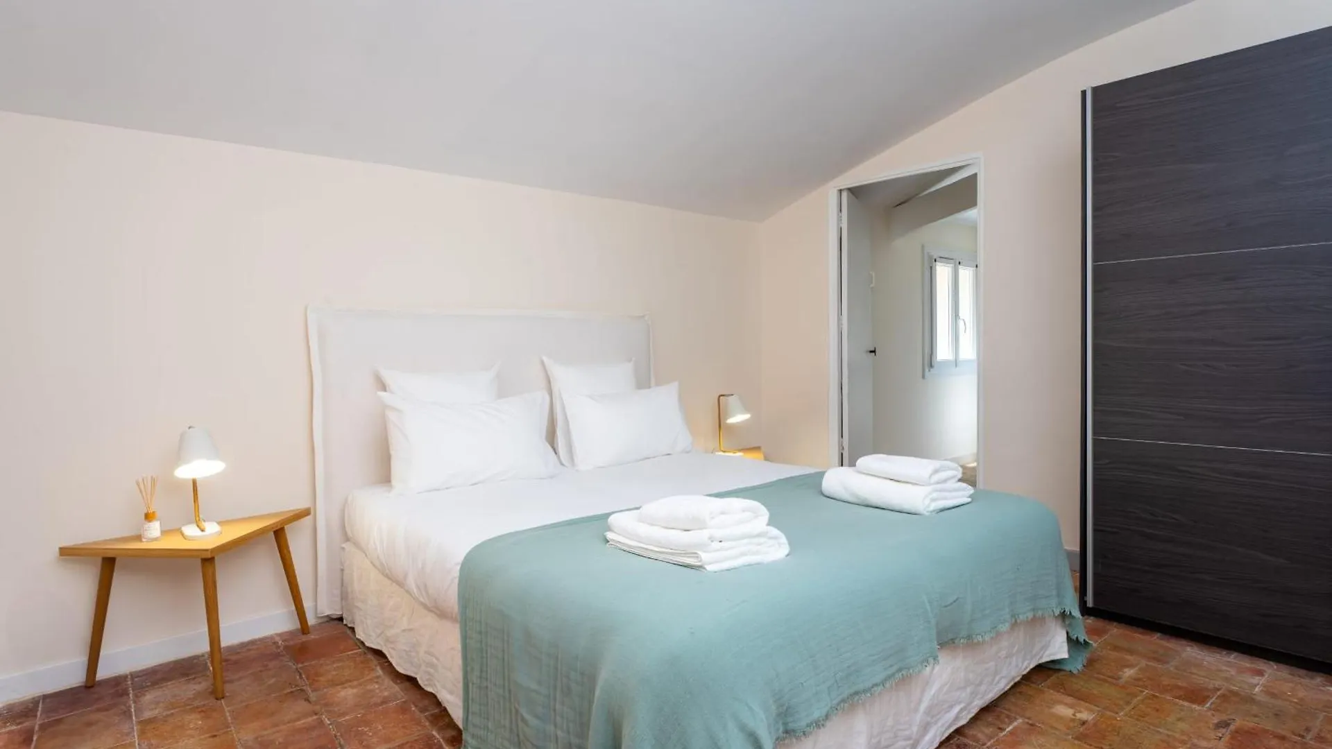 Affittacamere Domaine De La Rose Comtesse - 5 Etoiles - Exception En Provence Ventabren
