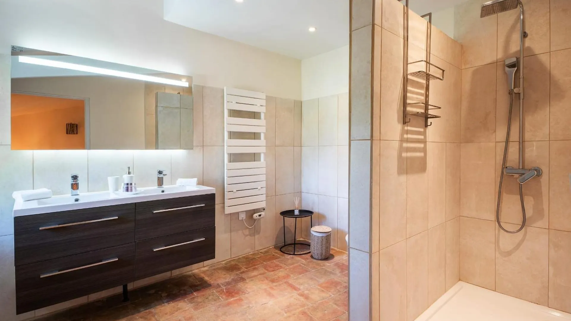 منزل الضيف Ventabren  في Domaine De La Rose Comtesse - 5 Etoiles - Exception En Provence