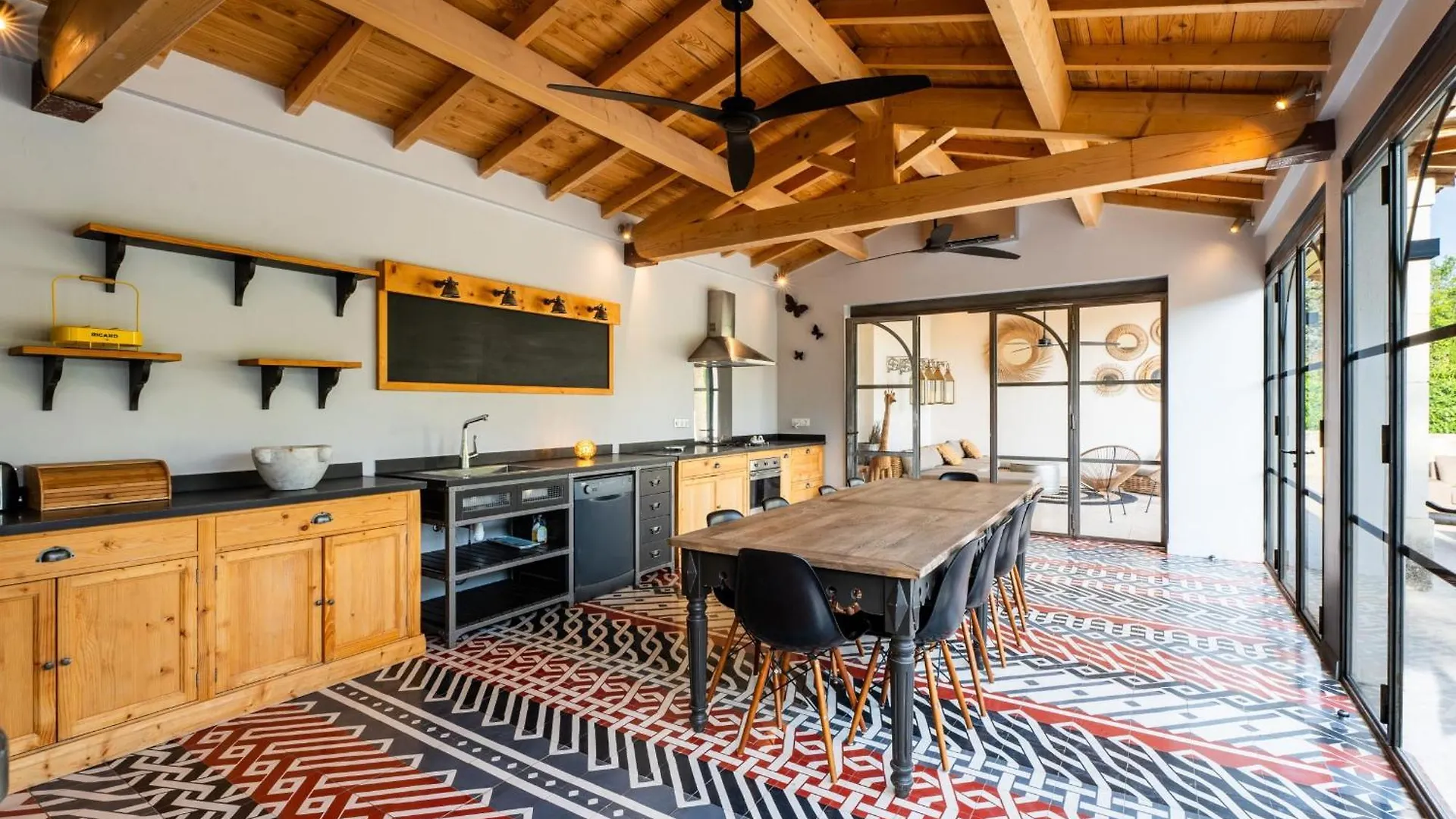 منزل الضيف Ventabren  في Domaine De La Rose Comtesse - 5 Etoiles - Exception En Provence منزل ريفي